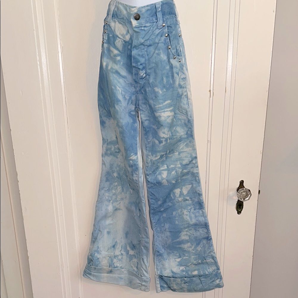 Vintage 70s Mambro Girls Blue Tie-Dye Bell Bottom Cuffed Jeans with Silver Studs